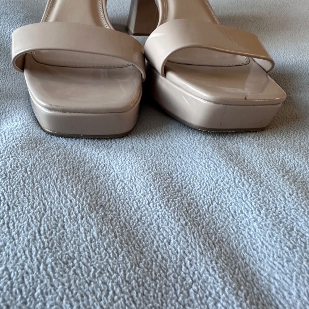 Rachel Zoe Block Heel Sandal Womens 9.5 Patent Nude Beige Strappy - Picture 3 of 8